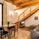 Casa Hosteno